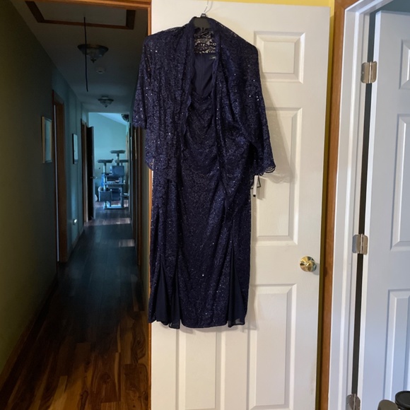 Mother of the Bride/Groom dress - Picture 2 of 4